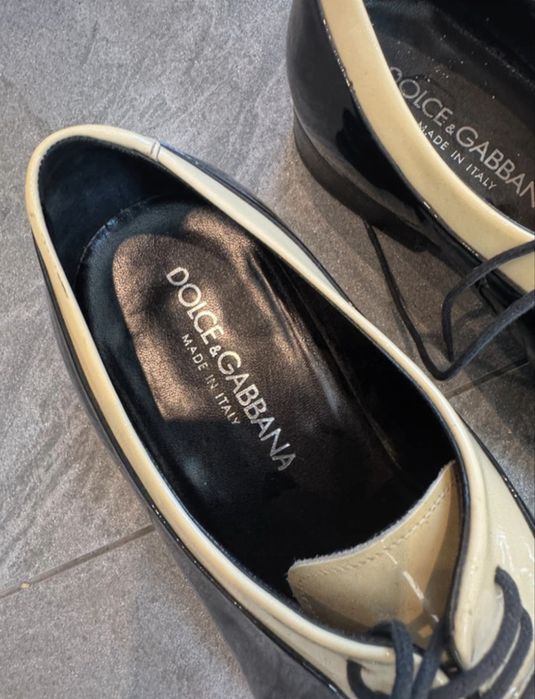 Pantofi Dolce & Gabbana din piele lăcuită, mărimea 41