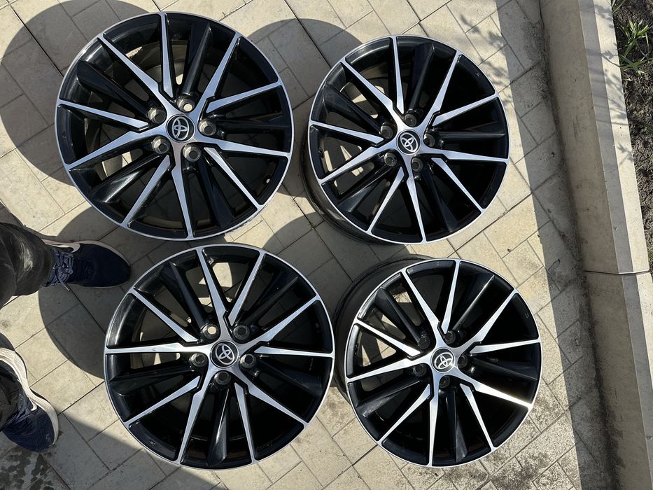 Р18 оригинал камри 75 camry 75 только диски