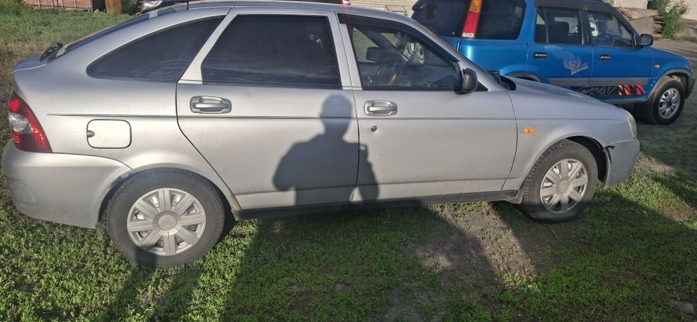 Продам авто приора 1