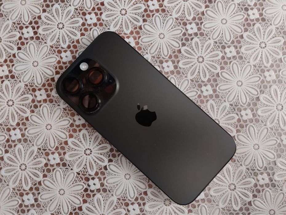 Айфон 16 pro 256 гб