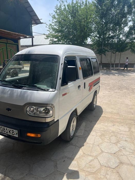 Damas avtomobil sotiladi