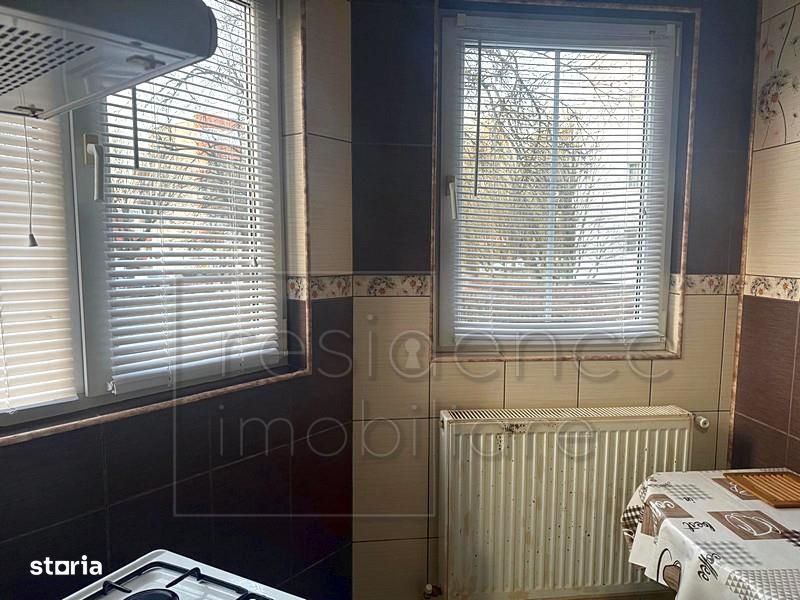 Apartament 2 camere separate,  Gherla, zona Parcul Mic