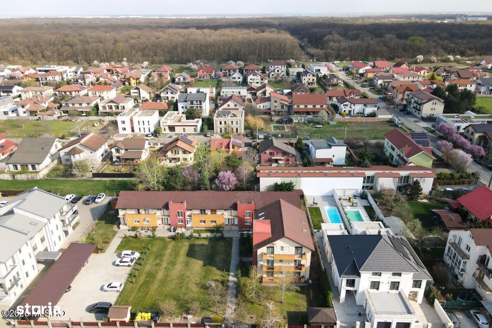 Dumbravita - Str Soarelui - Casa P+1, 3 Camere, Parcare Acoperita