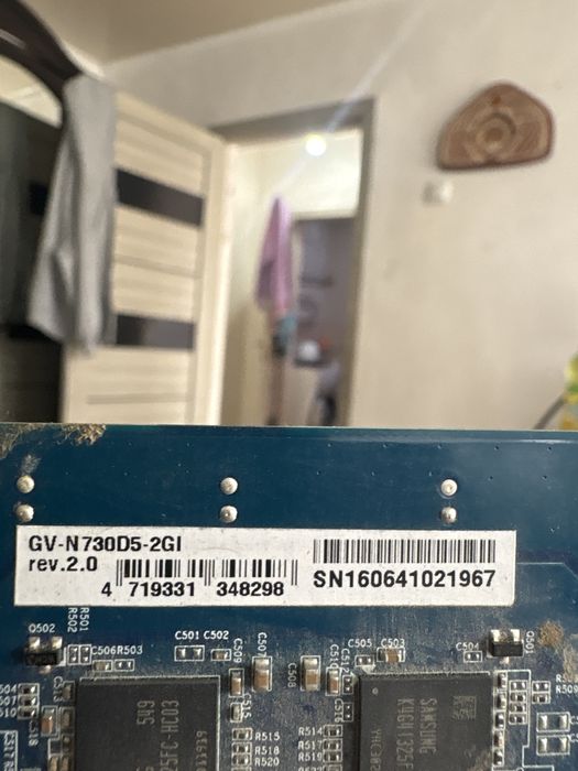 Видеокарта GT730 2gb gddr5