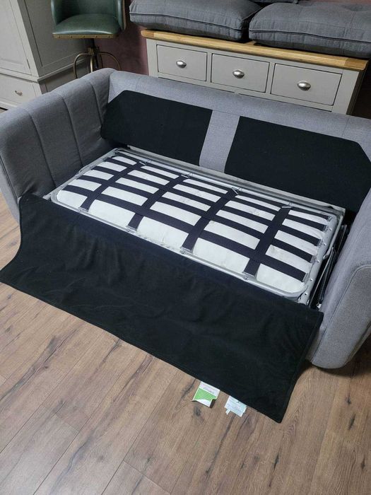 Сив диван от плат с функция сън