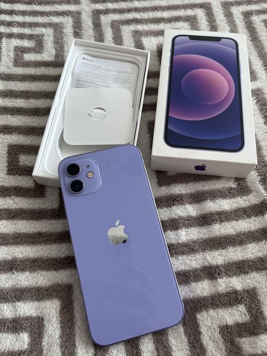 iPhone 12 в отличном состоянии 90000 тг