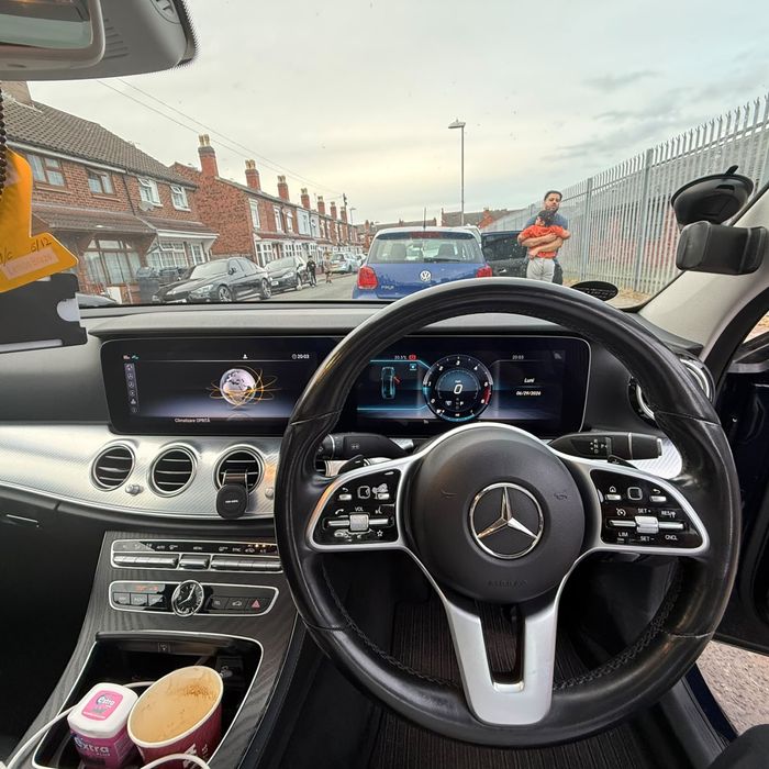 MERCEDES-BENZ E-Class 2020 — imagine 2