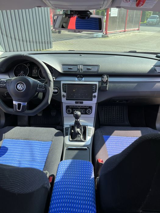 Vând passat b6 !!