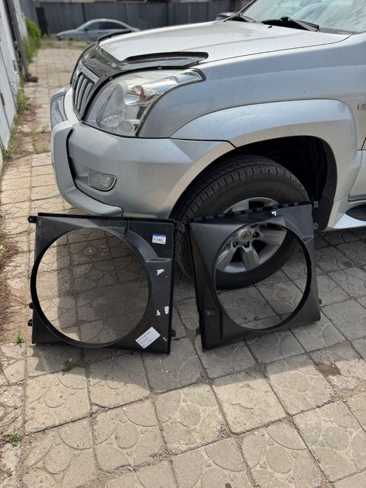 Линзы противотуманки птф в бампер Toyota yaris