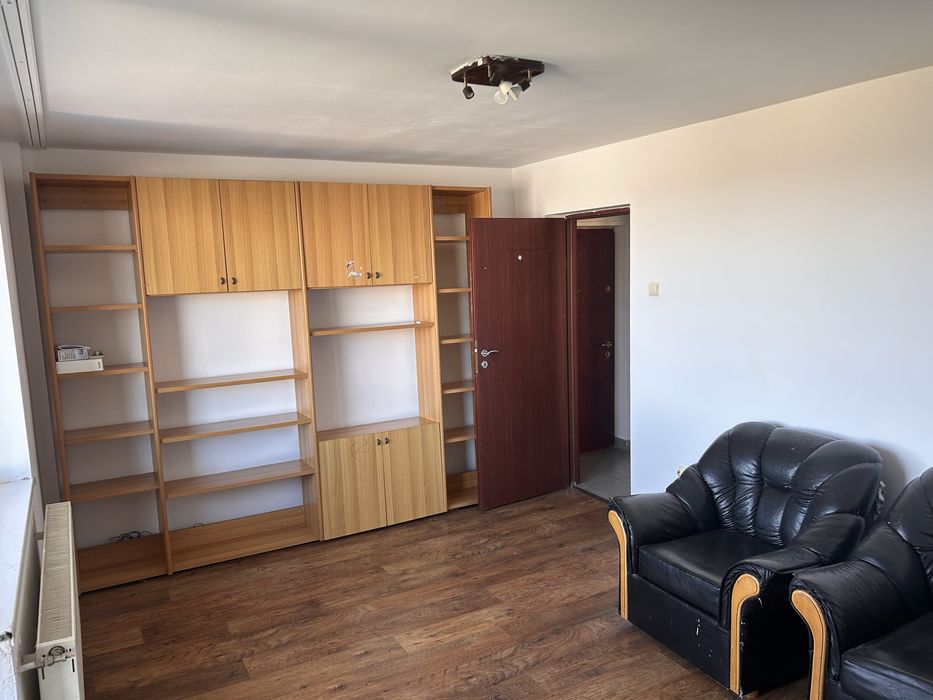 Apartament decomandat 3 camere