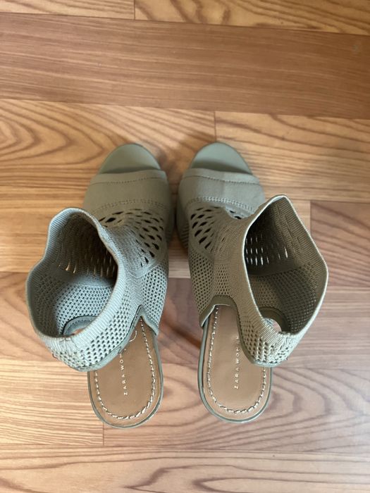 Ботильоны от Zara