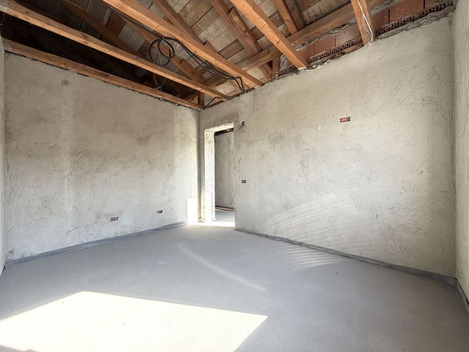 Duplex 5 camere, 3 bai, 120mp utili, 290mp teren - Ghiroda