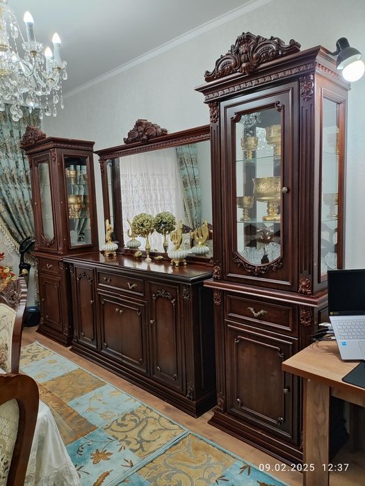 Продается комплект гостиной мебели