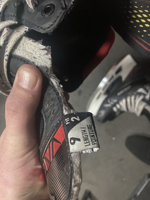 Коньки хоккейные  2 Х