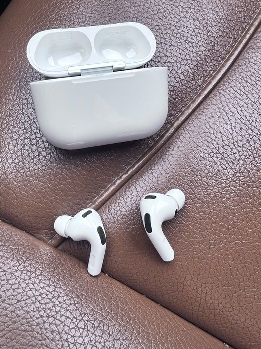 Casti airpods pro 4 noi cu garantie