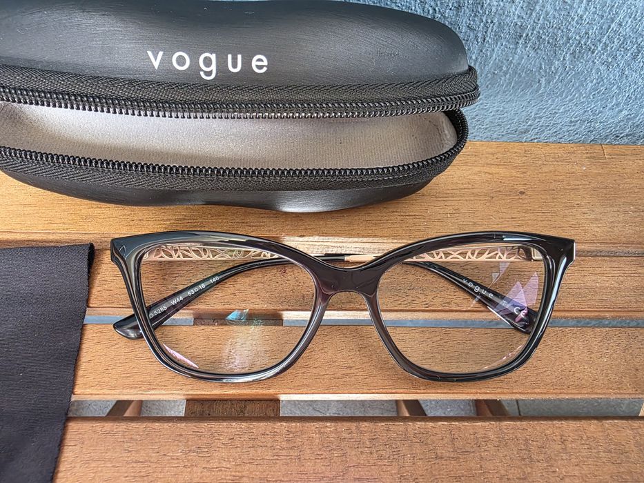 Vogue - дамски очила с диоптър 1+