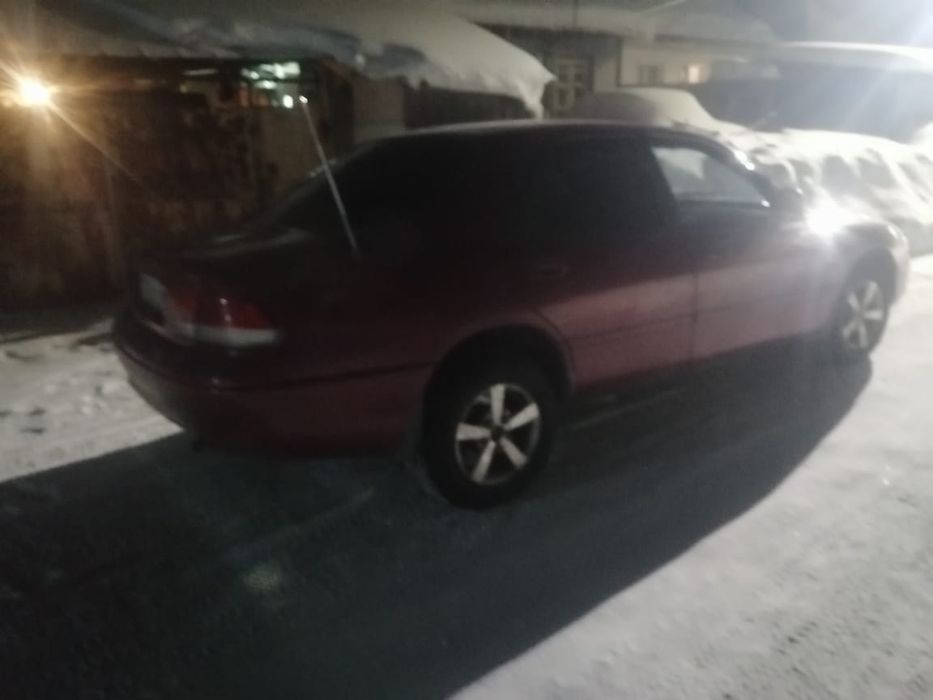 Продам Мазду Кронос