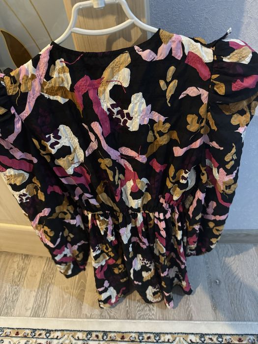 Продам платье от quzu