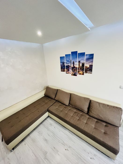 Ъглов диван (холова гарнитура)