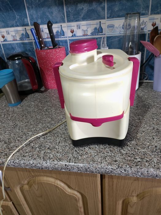 Продам соковыжималку