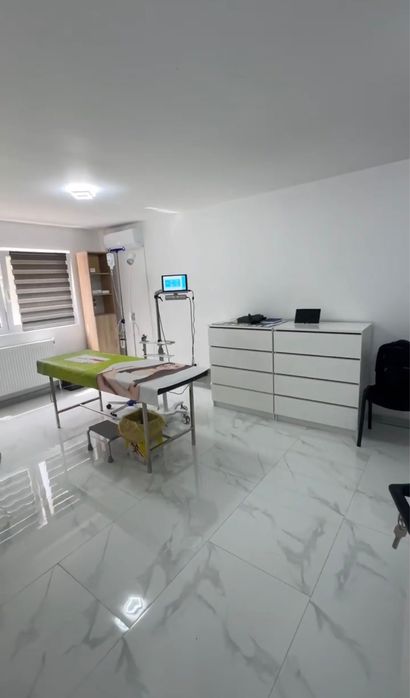 Cabinet medical de vanzare