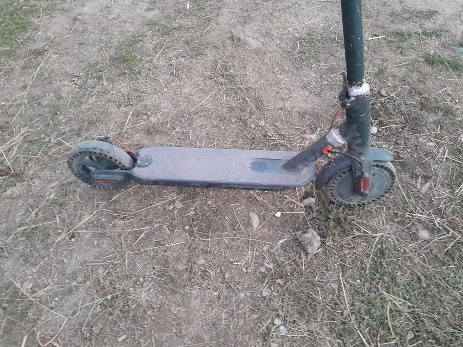 Продам электросамокат