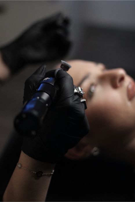 Micropigmentare sprancene