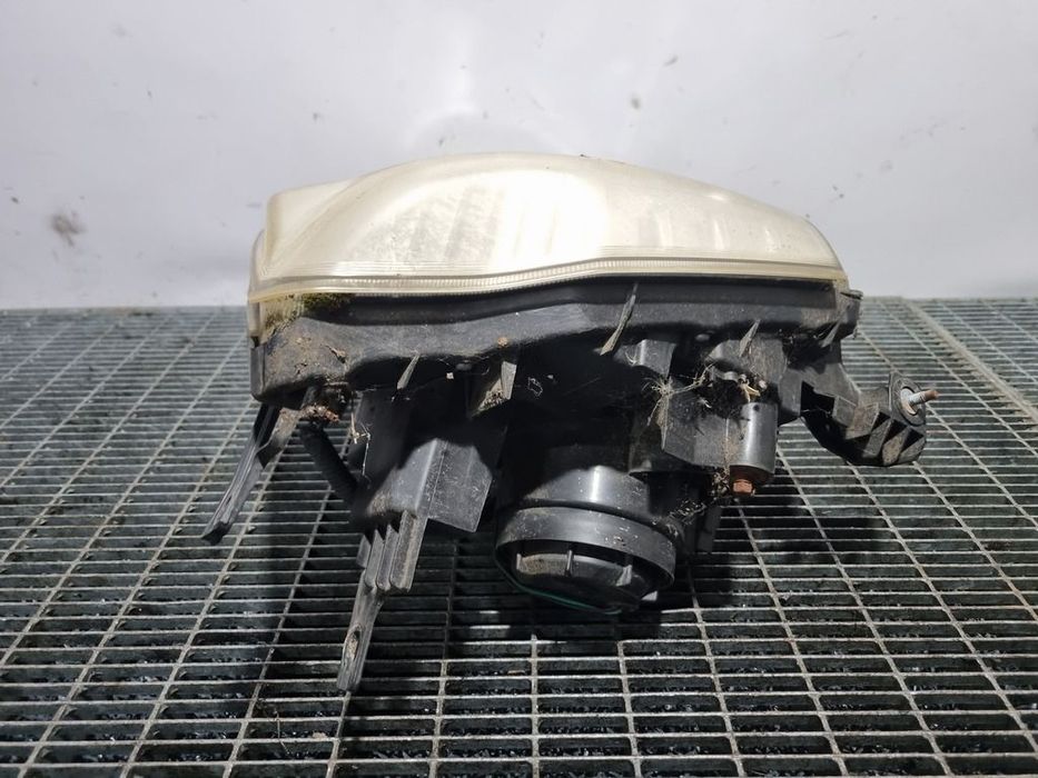 Far Dreapta Nissan X - Trail T31 2007 - 2013 SUV 4 Usi (1358) Xenon