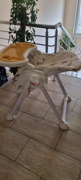 .Столче за хранене Wunderkid Swing 2 in 1, С люлка, Многоцветно