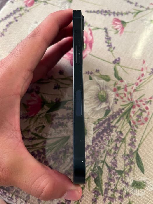 Iphone 13. 128 gb. Аккумулятор 75%