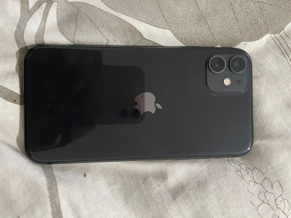 Iphone 11 в хорошом состояния