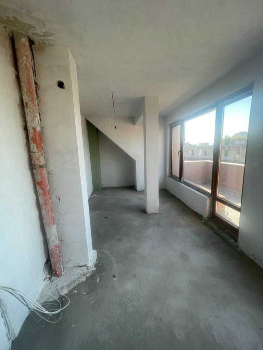 Продава се Тристаен апартамент в Пловдив, Център - 100 кв.м за 2153 €/кв.м - Снимка #1