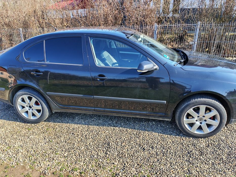 Vînd Skoda Octavia 2 benzina