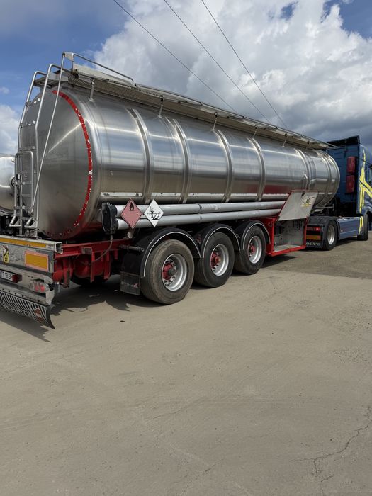 Cisterna inox - Uree, apa, metanol