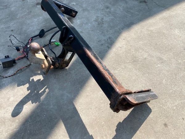 Carlig fix cu instalatie si modul Volvo XC60 2009-2017 31359730