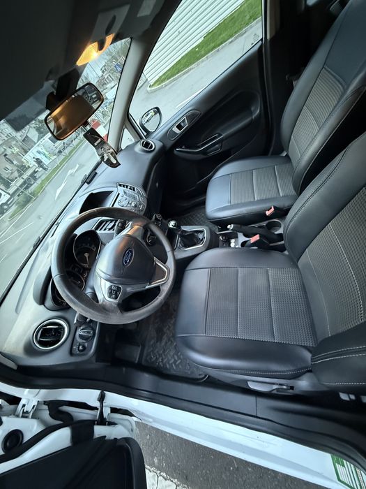 FORD Fiesta 2015 — imagine 4