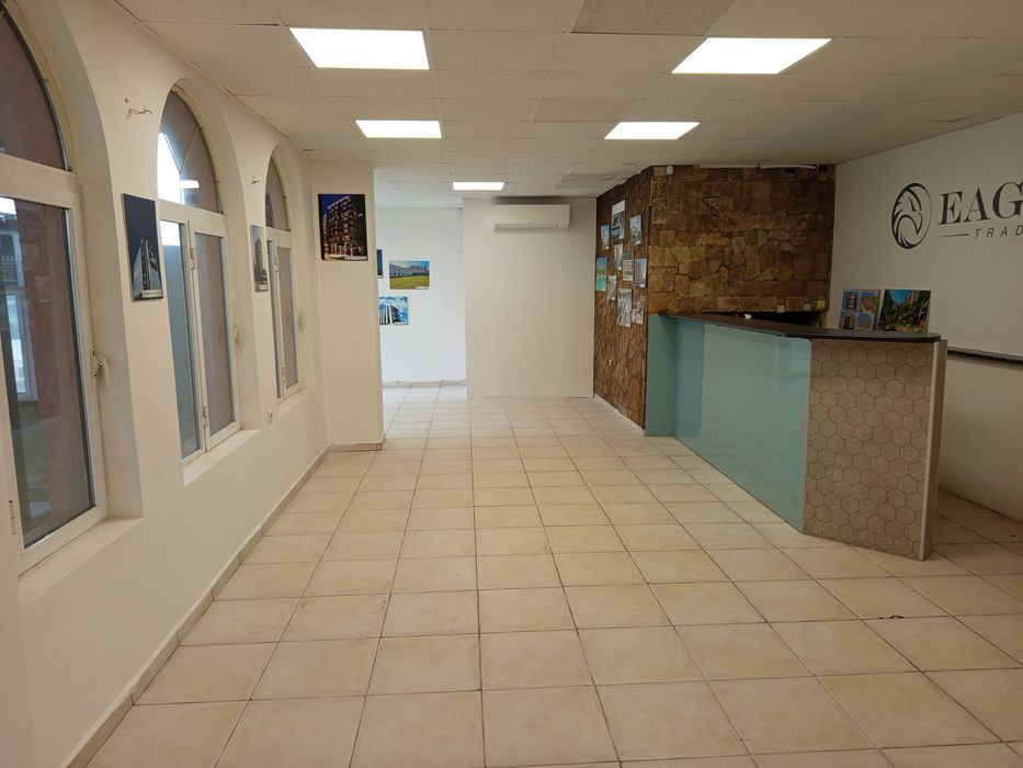 Дава се под наем Офис в София, Младост 4 - 200 кв.м за 997.05 € - Снимка #7