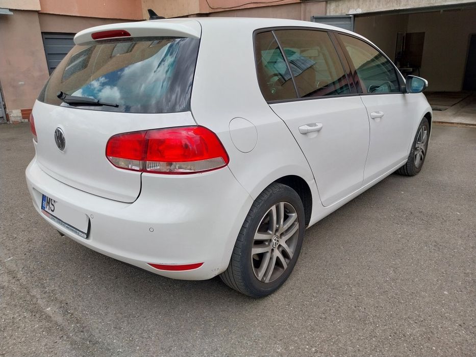 Vând Golf 6 benzina automat
