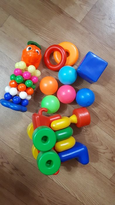 Игрушки для малыша