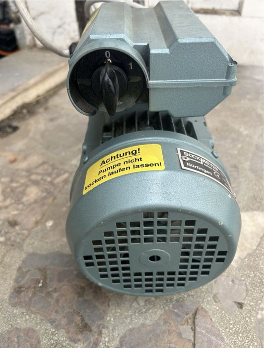 Професионална електрическа помпа – чисто нова, немска