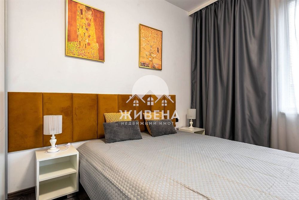 Дава се под наем Тристаен апартамент в Варна, Център - 80 кв.м за 747.66 € - Снимка #8