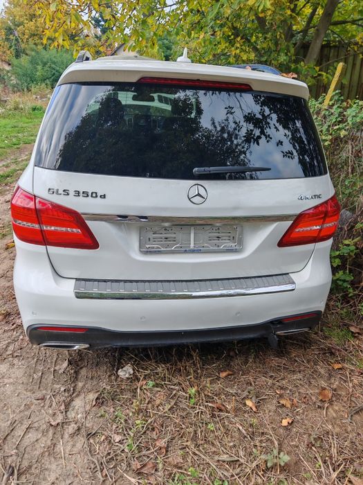 Dezmembrez Mercedes Benz Gls 350