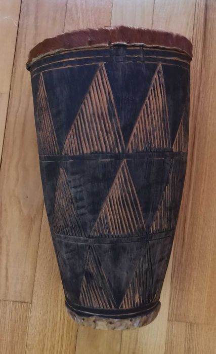 Tobe tribale africane traditionale