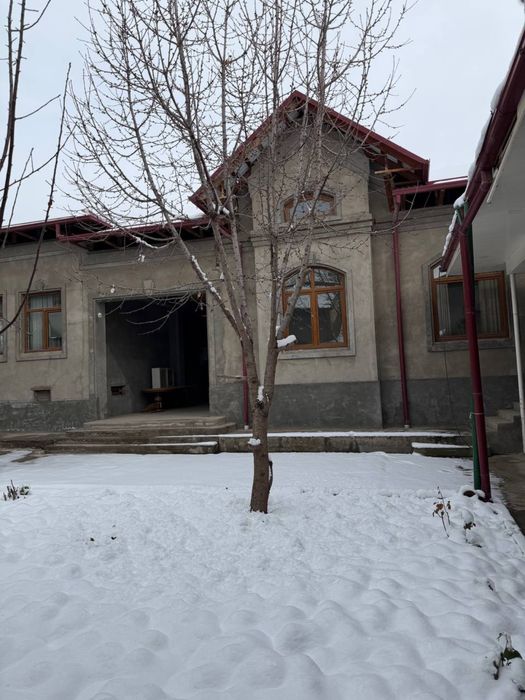 Uchastka 7.5 sotox imorati bilan 85% bitgan faqat malyar remonti qogan