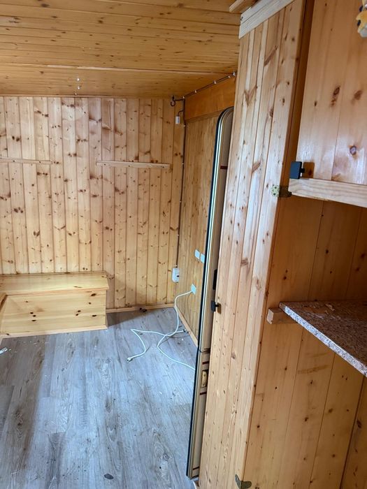 Casuta din lemn cu terasa 5m / 2m