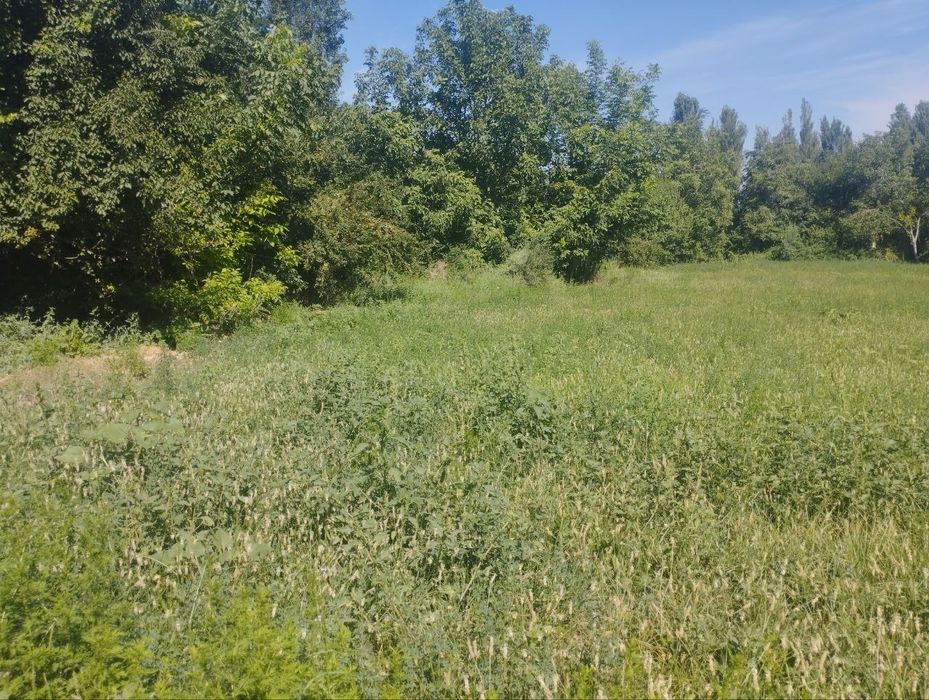 Продаётся участок