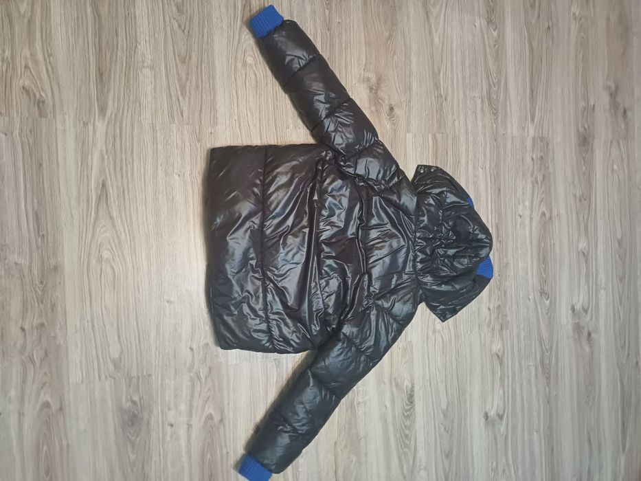 Продам куртку,42 размер