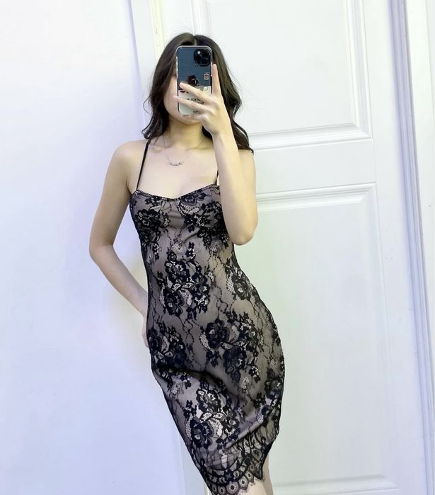 Елегантна вечерна парти рокля с дантела