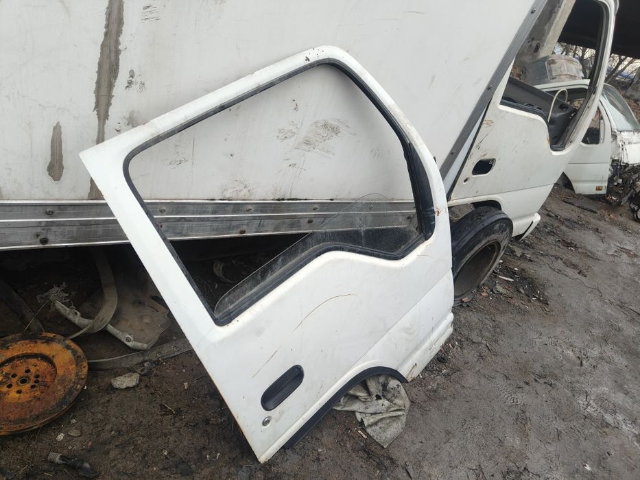 Запчасти на Исузу ельф npr nkr