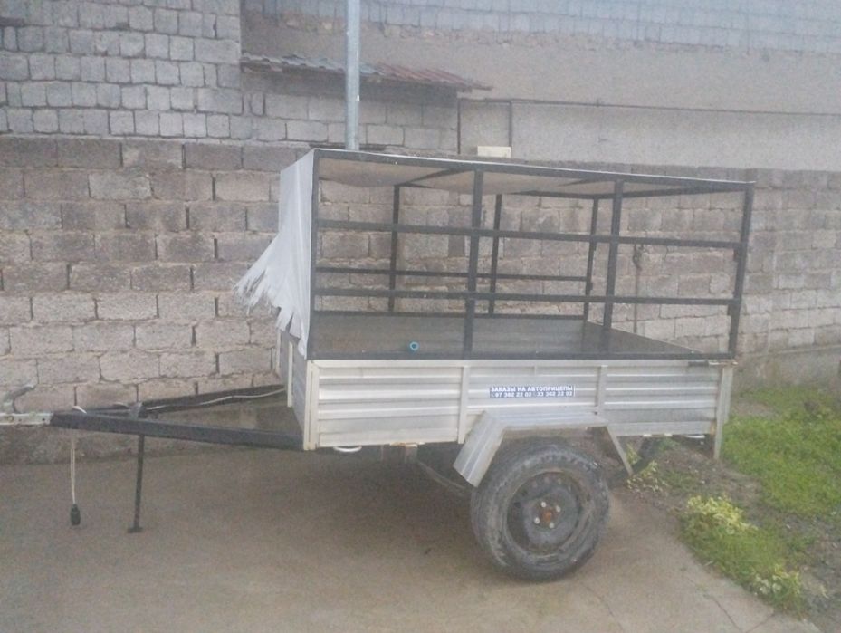 Arava sotiladi srochna